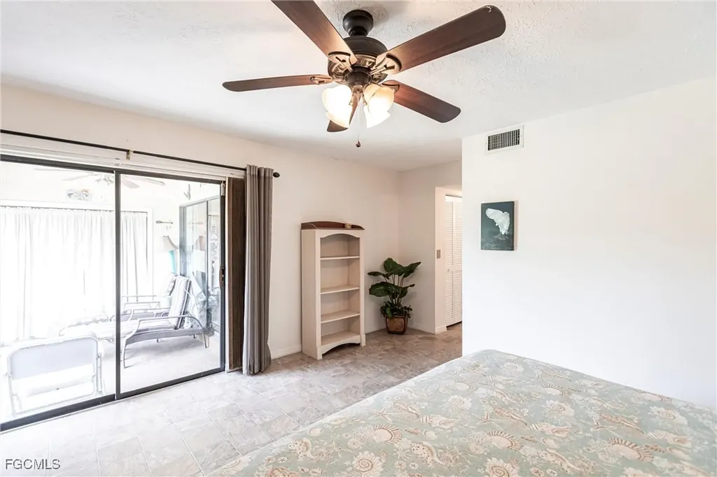 4914 Tudor Drive Cape Coral FL 33904