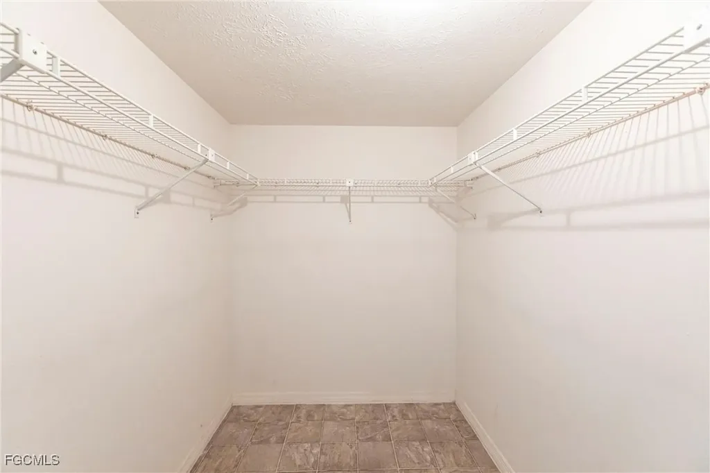 4914 Tudor Drive Cape Coral FL 33904