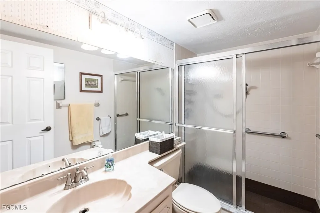 4914 Tudor Drive Cape Coral FL 33904