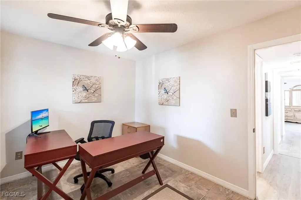 4914 Tudor Drive Cape Coral FL 33904