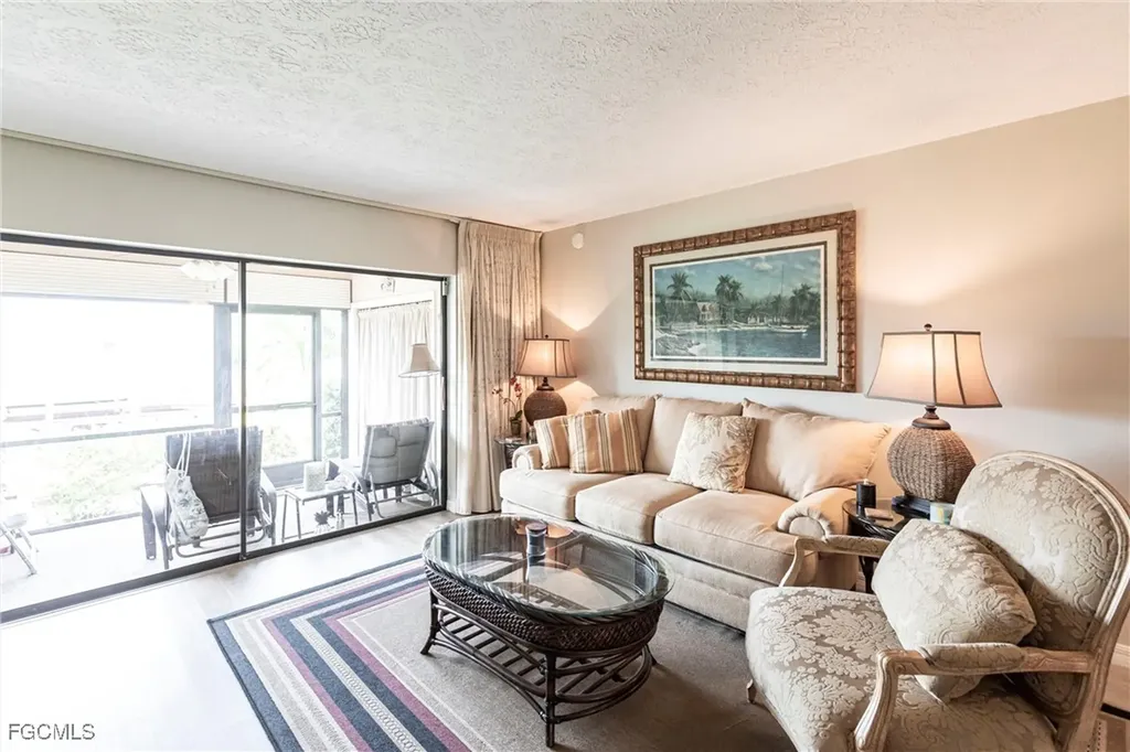 4914 Tudor Drive Cape Coral FL 33904