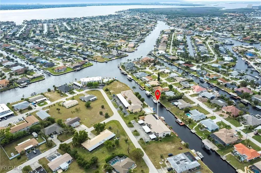 4914 Tudor Drive Cape Coral FL 33904
