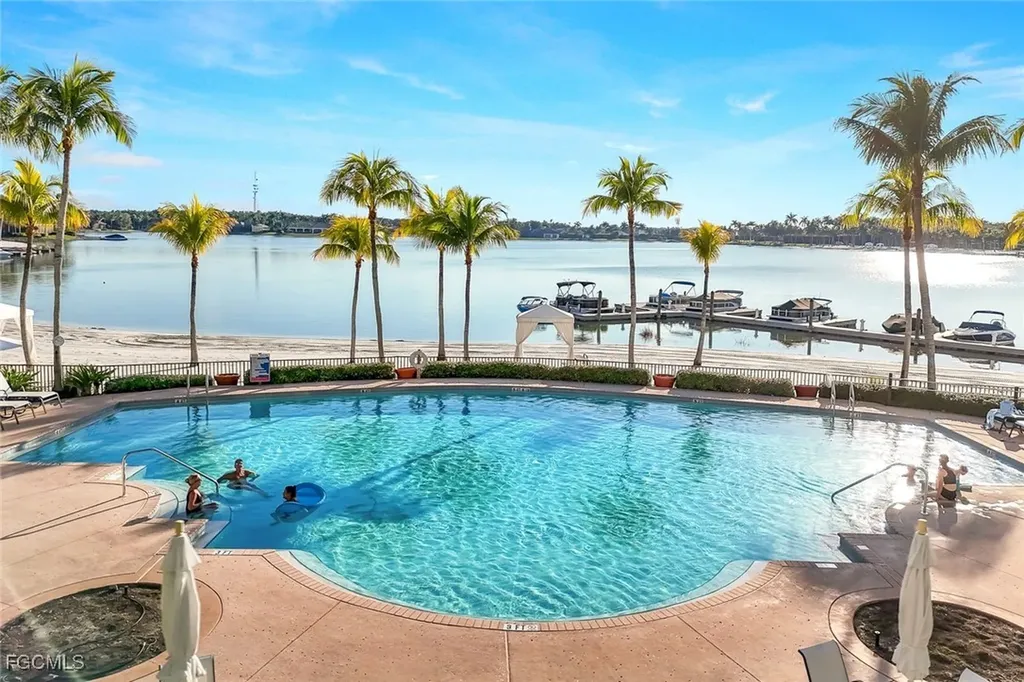 Miromar Lakes FL, 10731 Mirasol Drive, Unit 505