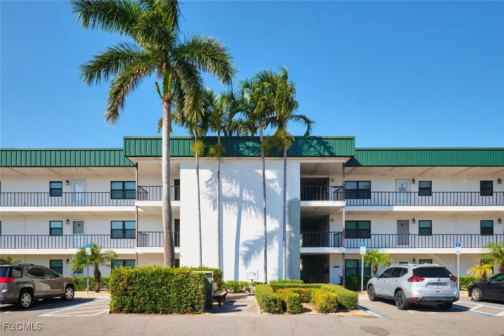 1747 Pebble Beach Drive Fort Myers FL 33907