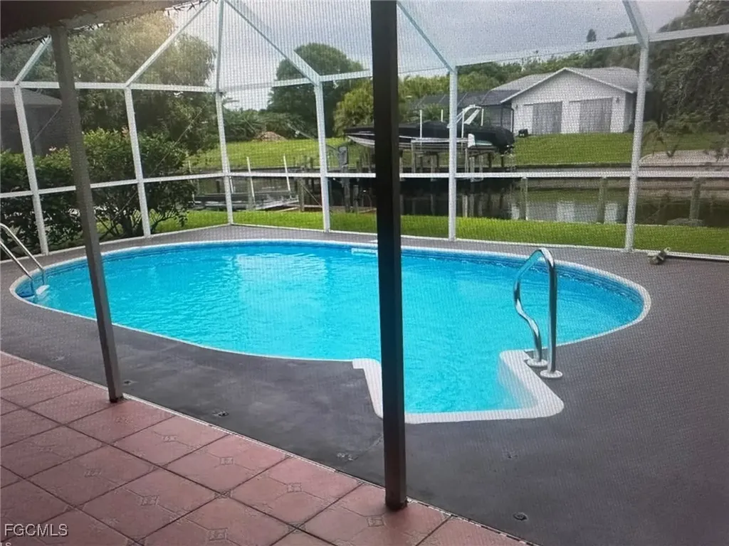 1718 SE 15th Terrace Cape Coral FL 33990