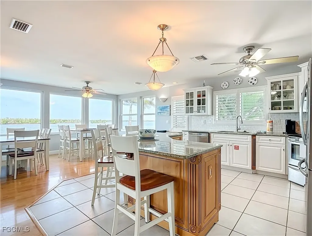 383 Seminole Way Fort Myers Beach FL 33931