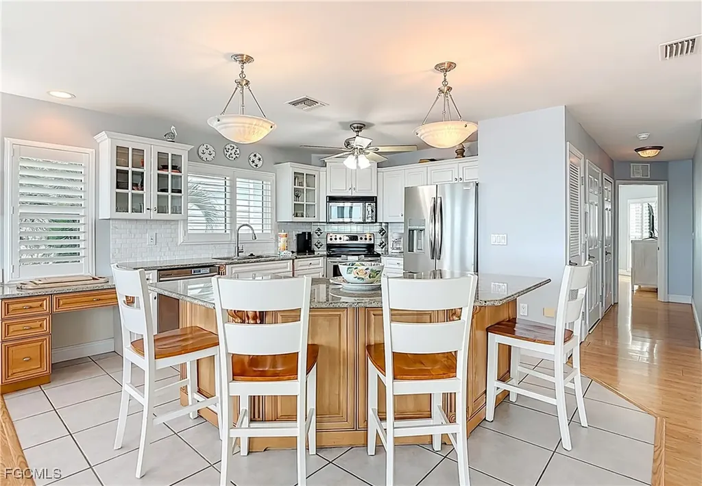 383 Seminole Way Fort Myers Beach FL 33931