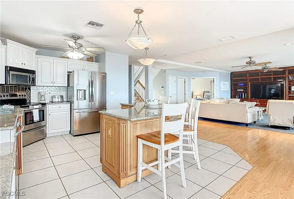 383 Seminole Way Fort Myers Beach FL 33931