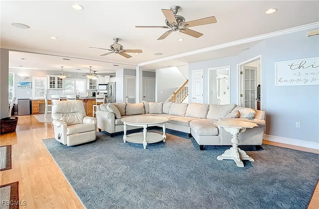 383 Seminole Way Fort Myers Beach FL 33931