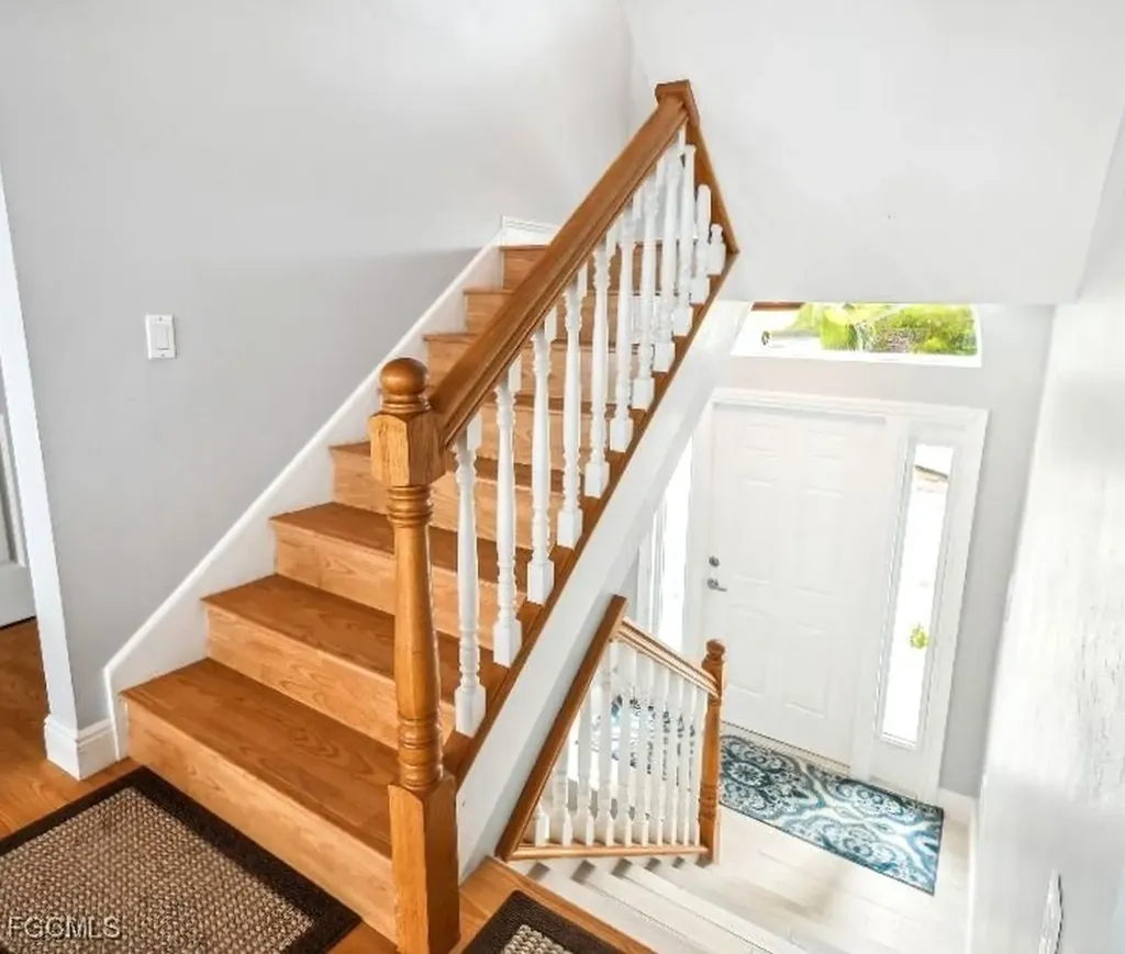 383 Seminole Way Fort Myers Beach FL 33931