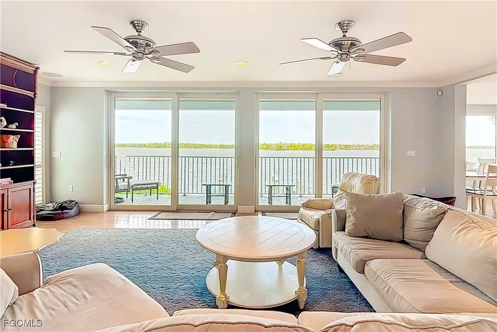 383 Seminole Way Fort Myers Beach FL 33931