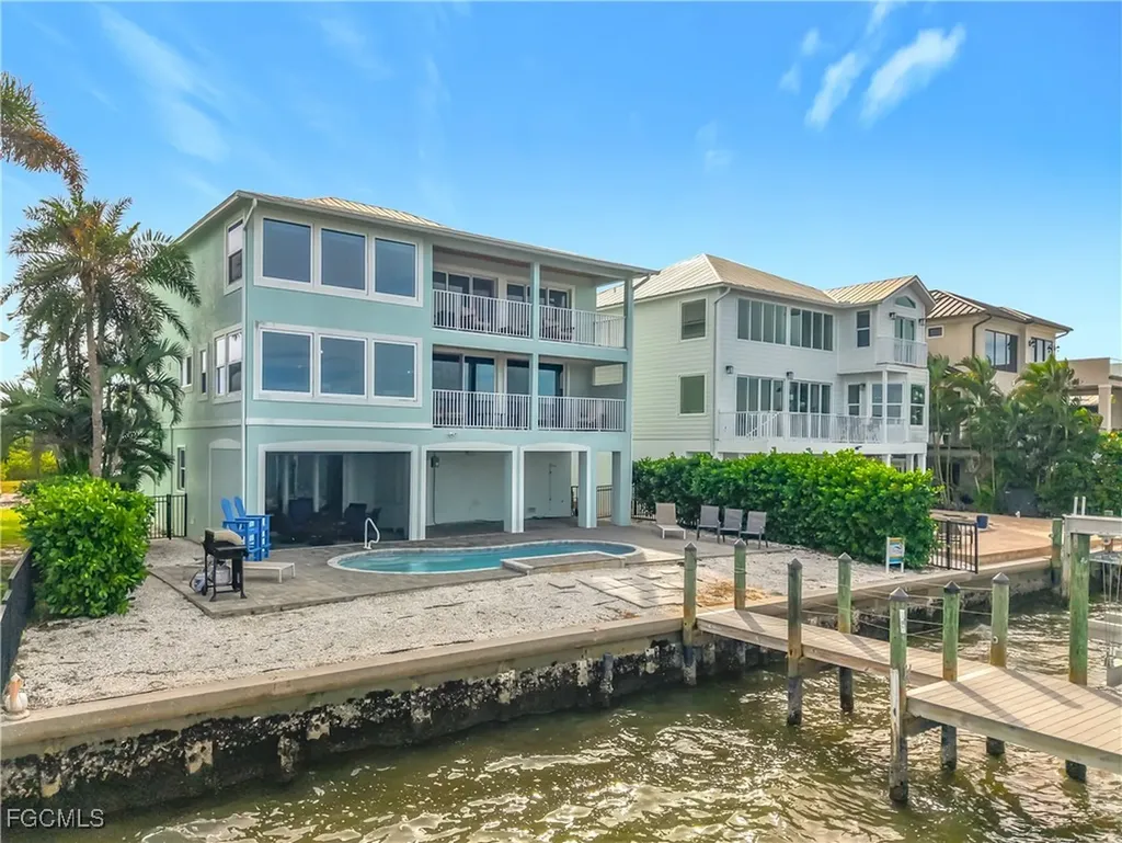 383 Seminole Way Fort Myers Beach FL 33931
