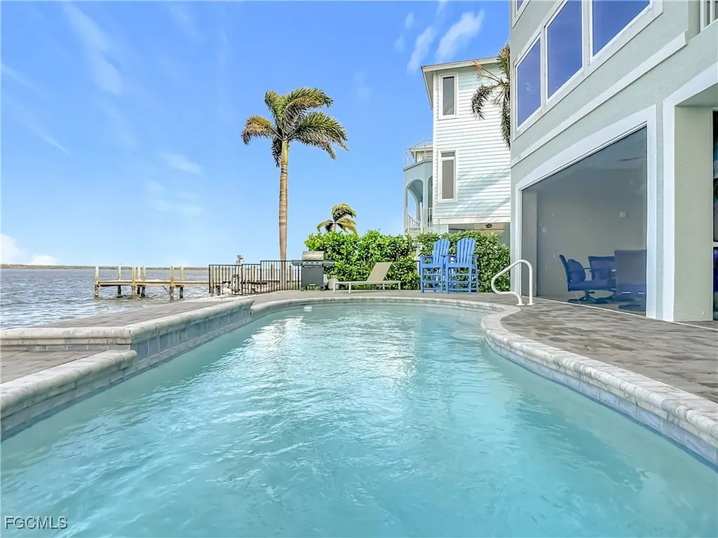 383 Seminole Way Fort Myers Beach FL 33931