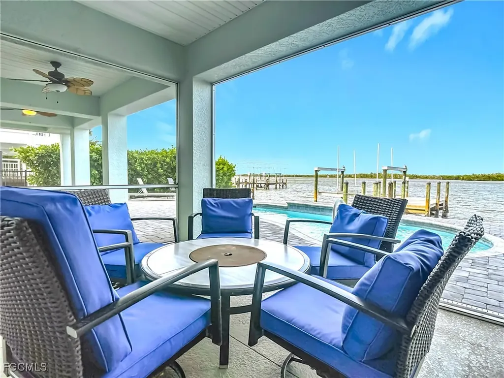 383 Seminole Way Fort Myers Beach FL 33931