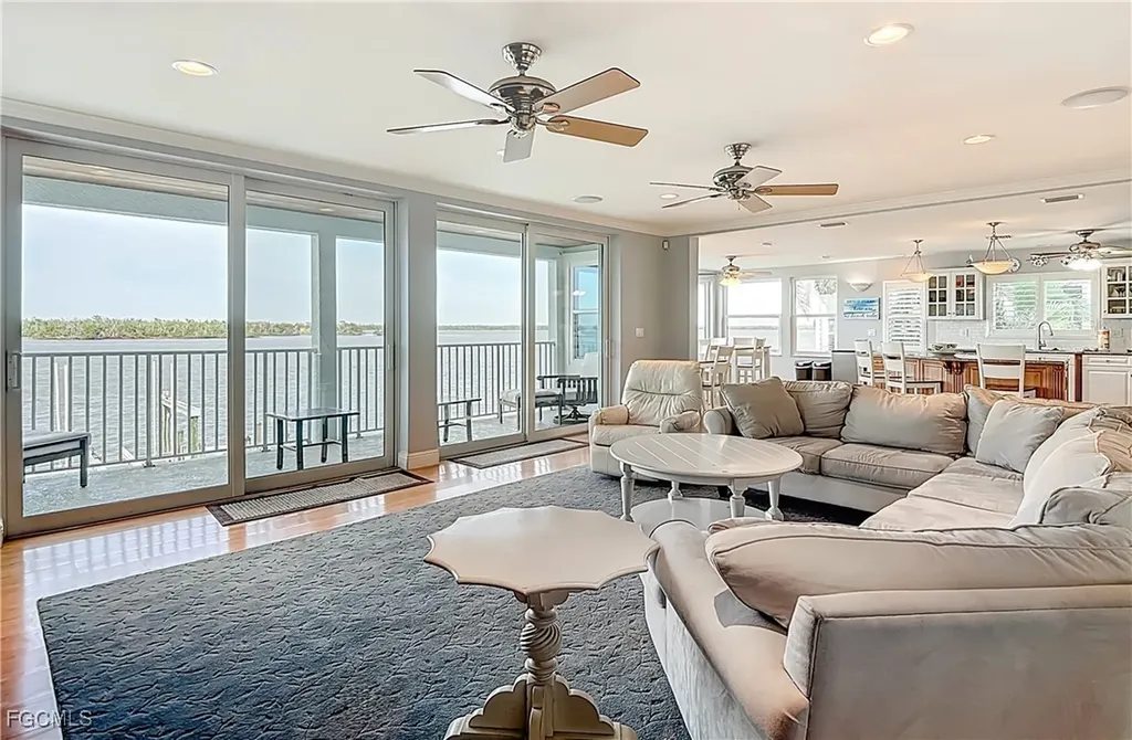 383 Seminole Way Fort Myers Beach FL 33931