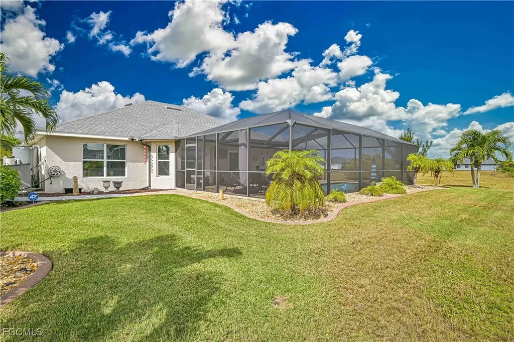 1605 NW 43rd Avenue Cape Coral FL 33993