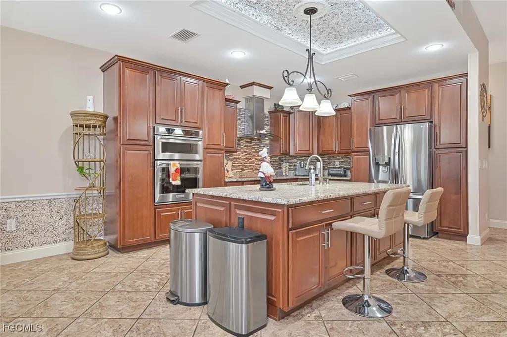 1605 NW 43rd Avenue Cape Coral FL 33993