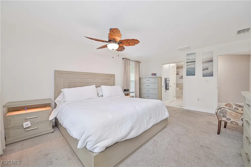 1605 NW 43rd Avenue Cape Coral FL 33993