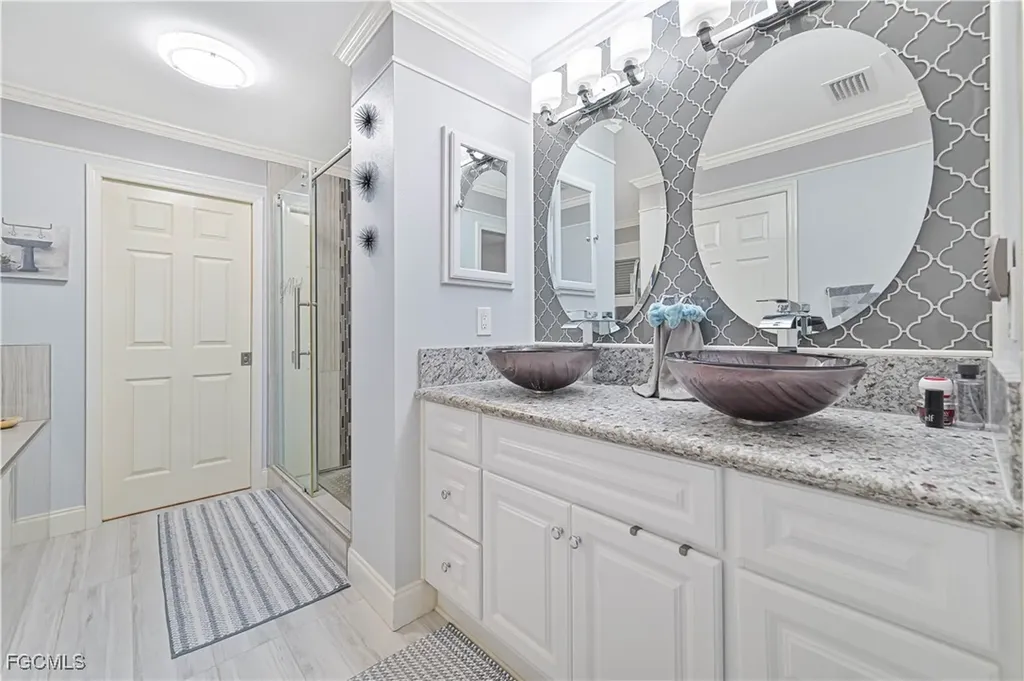 1605 NW 43rd Avenue Cape Coral FL 33993