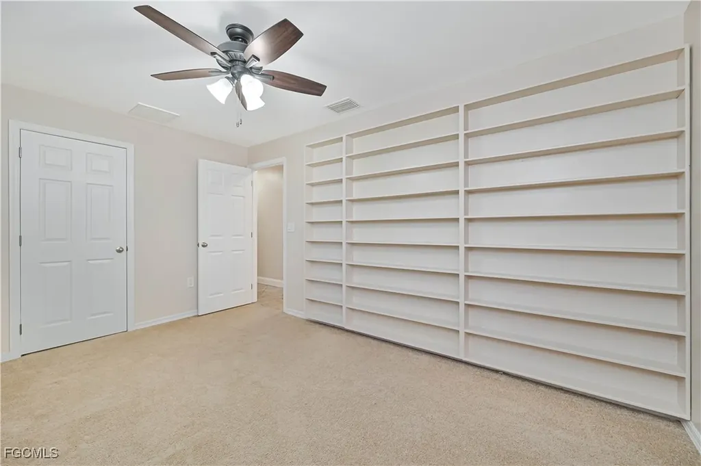 1605 NW 43rd Avenue Cape Coral FL 33993