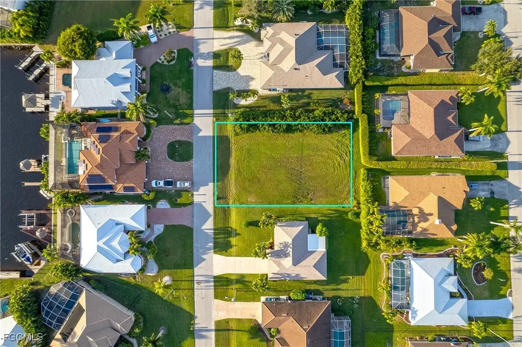 2811 SW 29th Court Cape Coral FL 33914