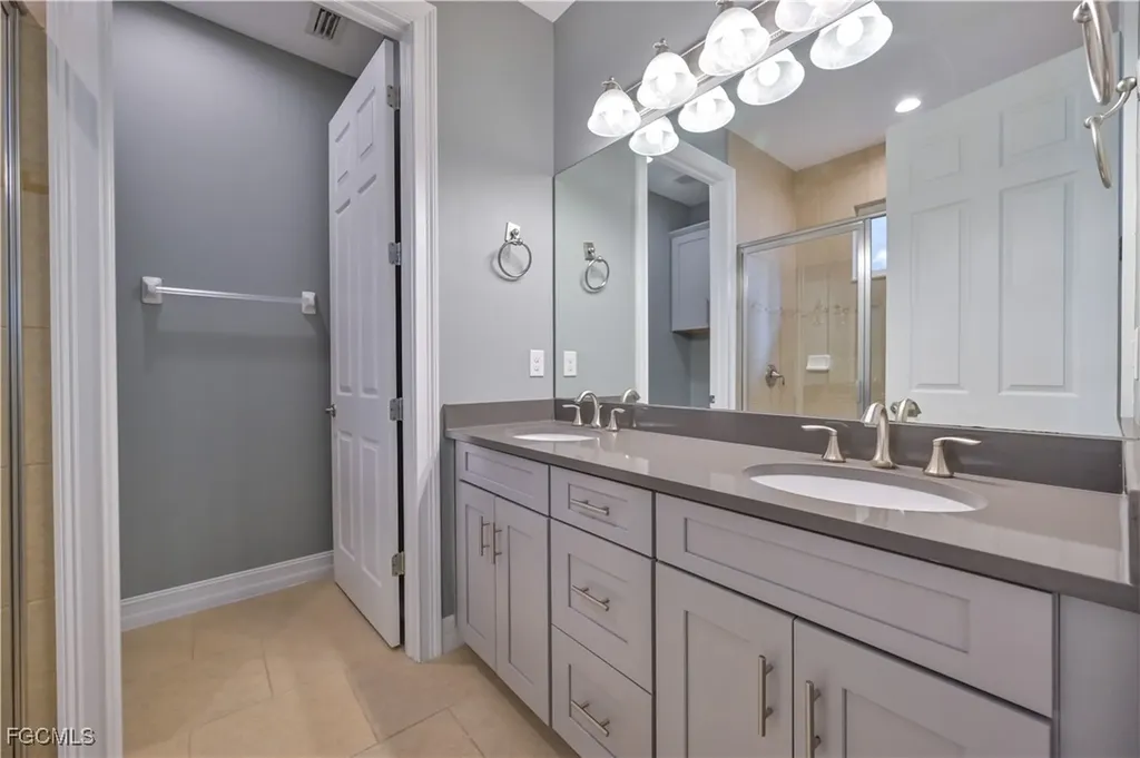 3571 Brittons Court Fort Myers FL 33916