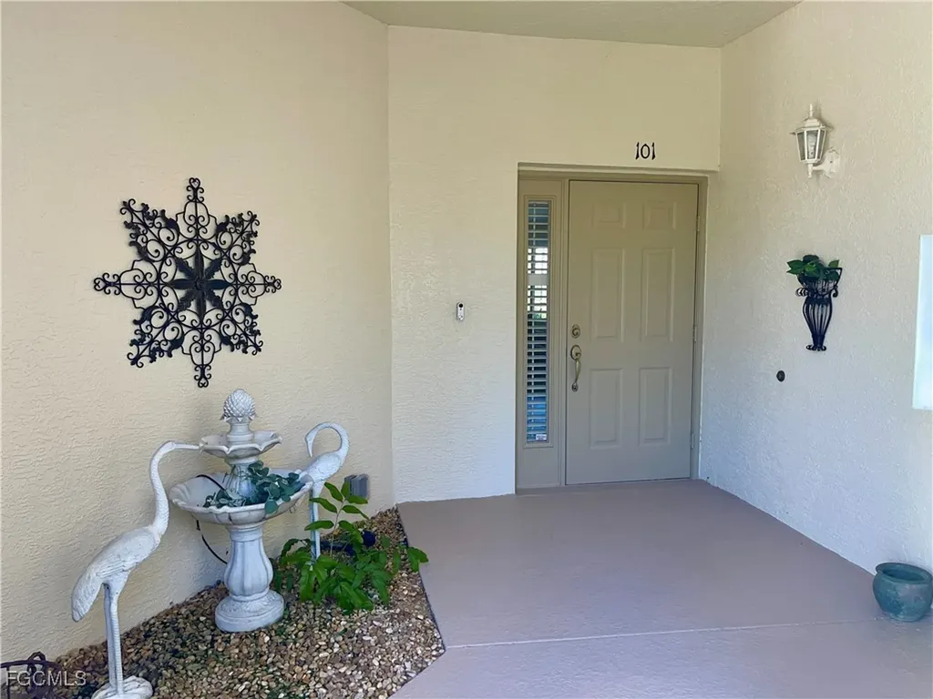 9310 Bayberry Bend Fort Myers FL 33908