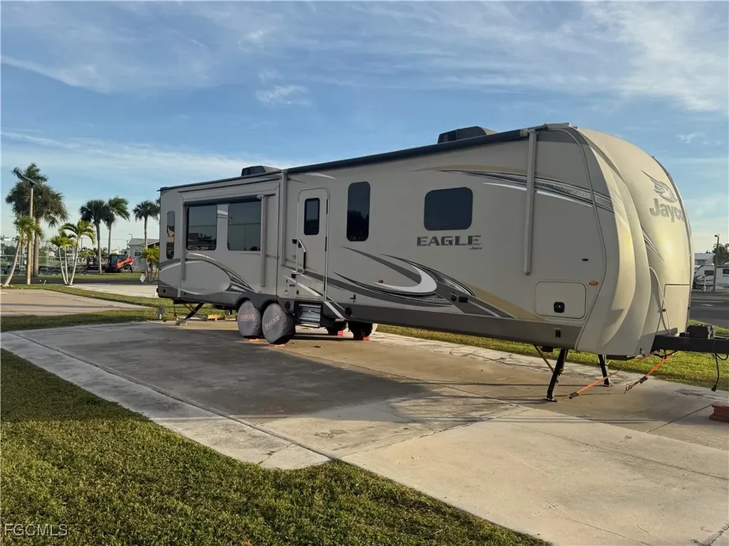 19681 Summerlin Road Fort Myers FL 33908 C344