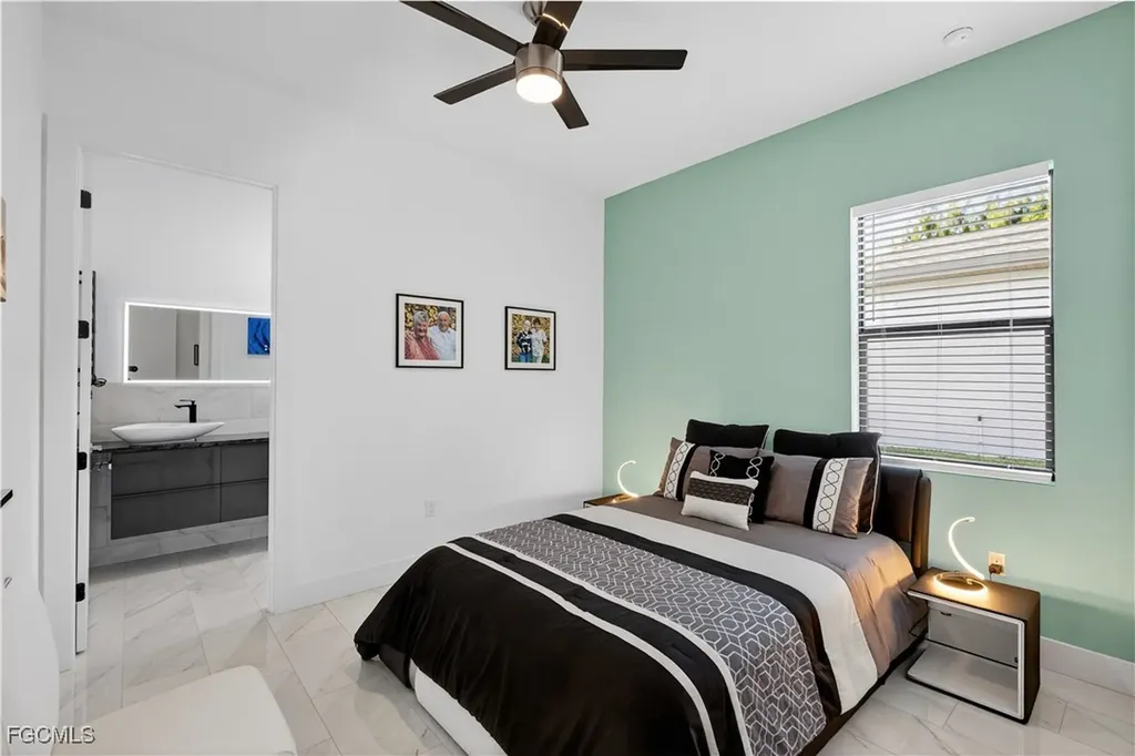 1708 SW 4th Street Cape Coral FL 33991