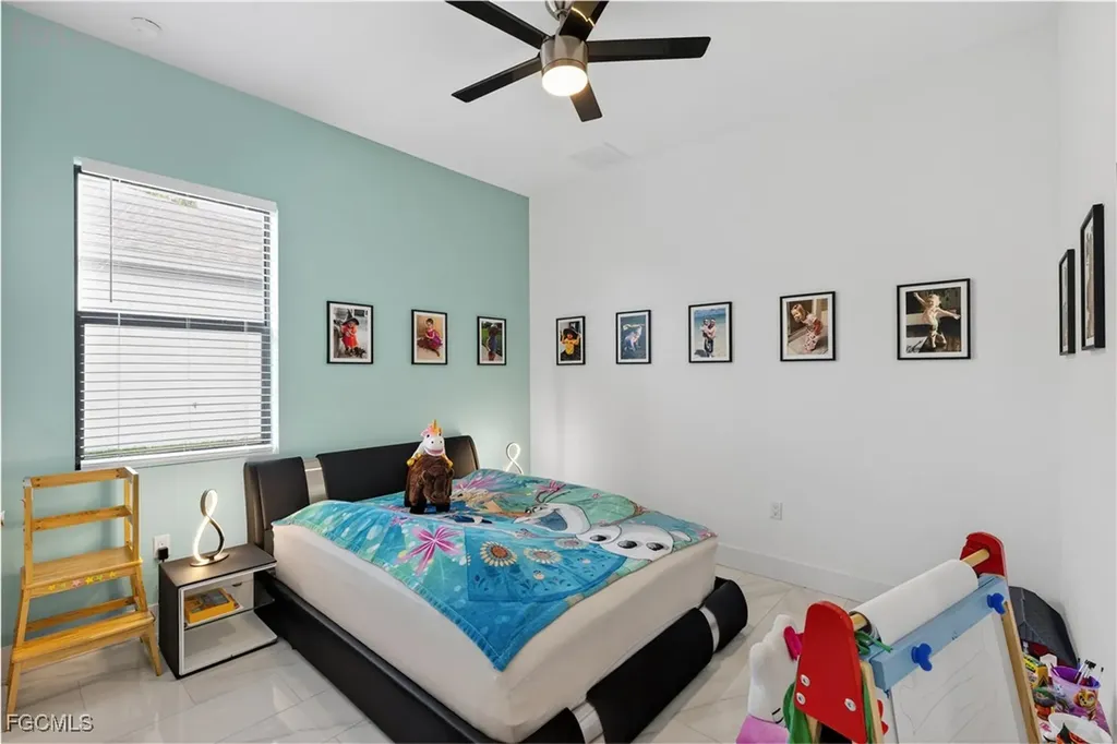 1708 SW 4th Street Cape Coral FL 33991