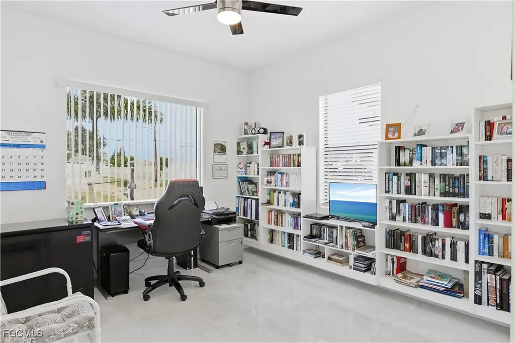 1708 SW 4th Street Cape Coral FL 33991