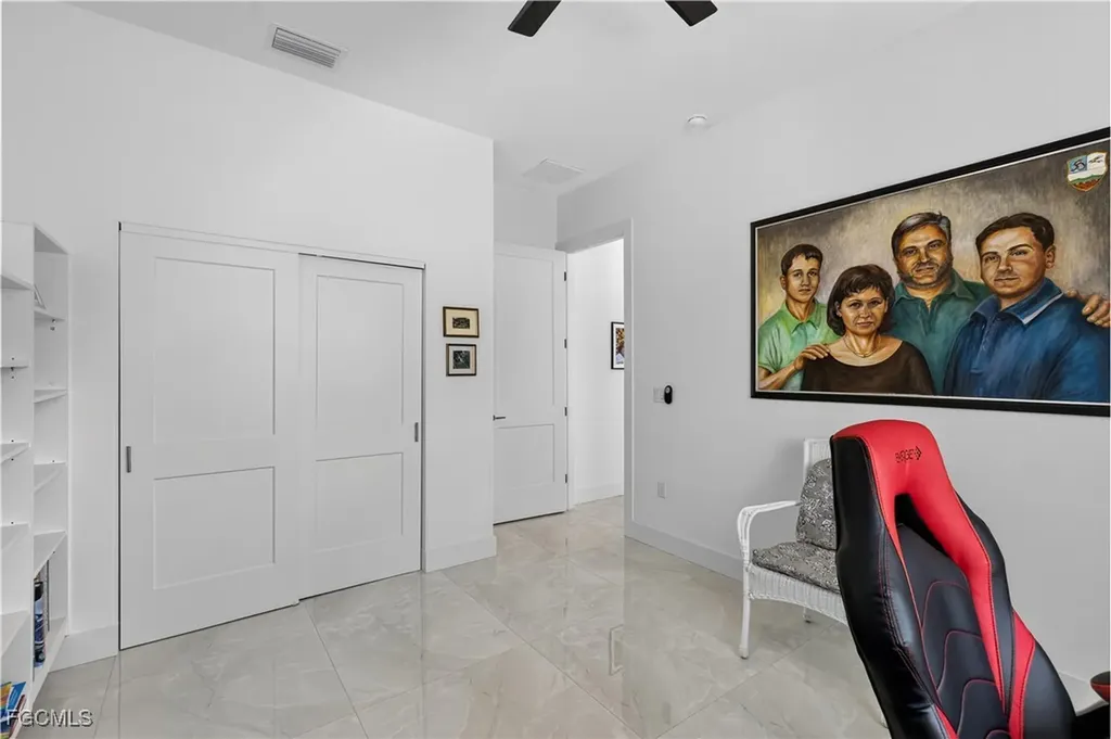 1708 SW 4th Street Cape Coral FL 33991
