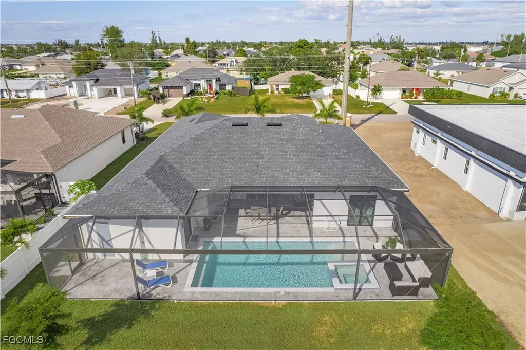 1708 SW 4th Street Cape Coral FL 33991