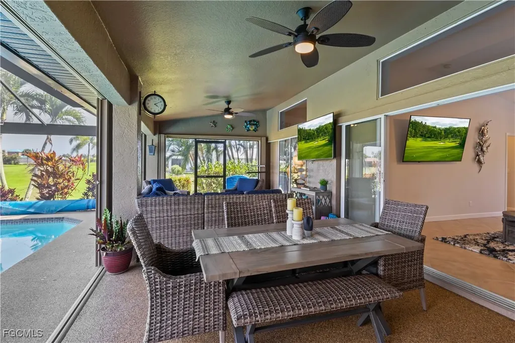 11886 Royal Tee Circle Cape Coral FL 33991