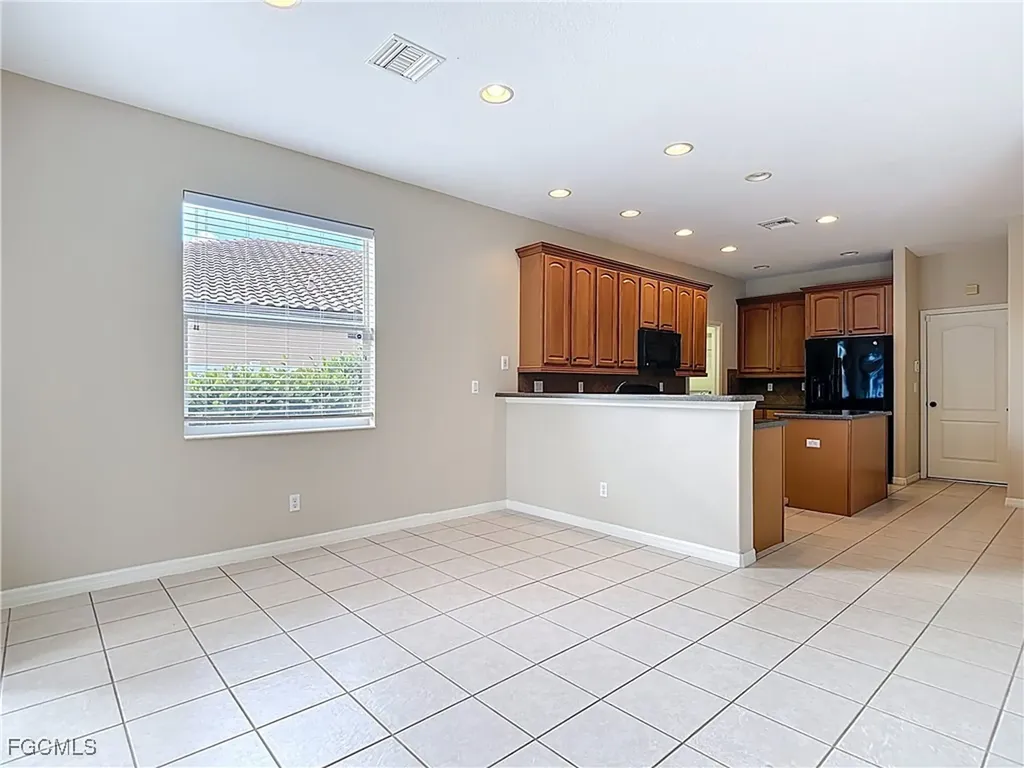 2798 Via Piazza Loop Fort Myers FL 33905