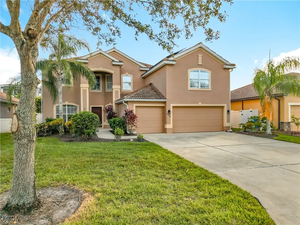 2798 Via Piazza Loop Fort Myers FL 33905