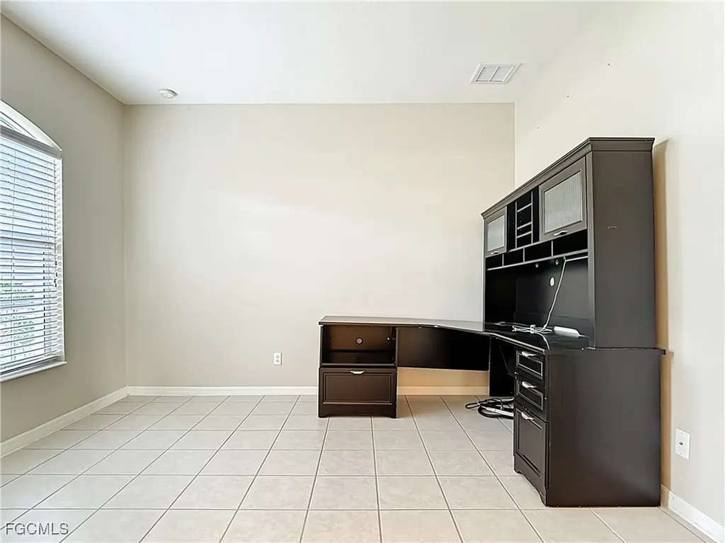 2798 Via Piazza Loop Fort Myers FL 33905