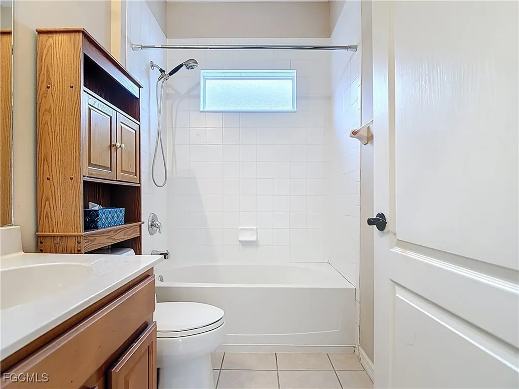 2798 Via Piazza Loop Fort Myers FL 33905