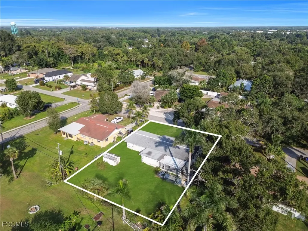 614 Carolina Avenue Fort Myers FL 33905