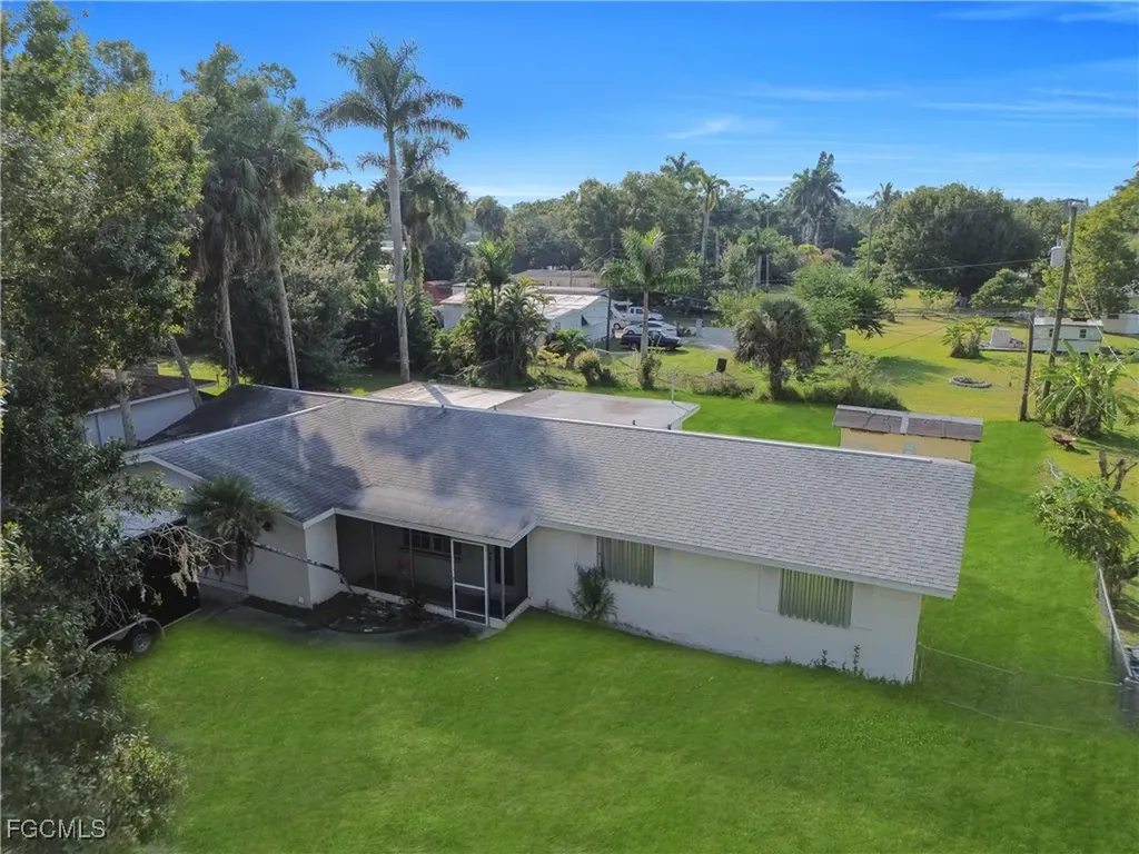 614 Carolina Avenue Fort Myers FL 33905