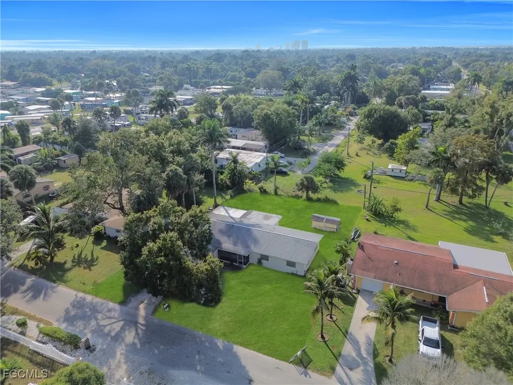614 Carolina Avenue Fort Myers FL 33905