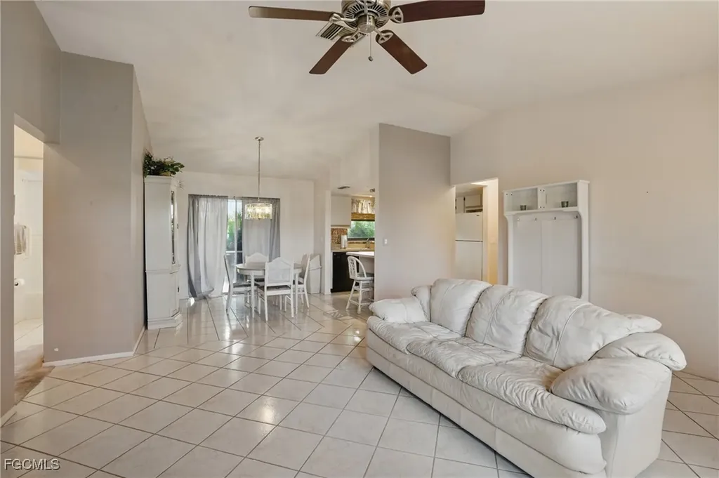 1105 SE 17th Terrace Cape Coral FL 33990