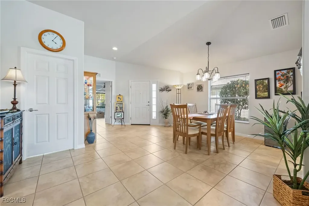 2542 Greendale Place Cape Coral FL 33991