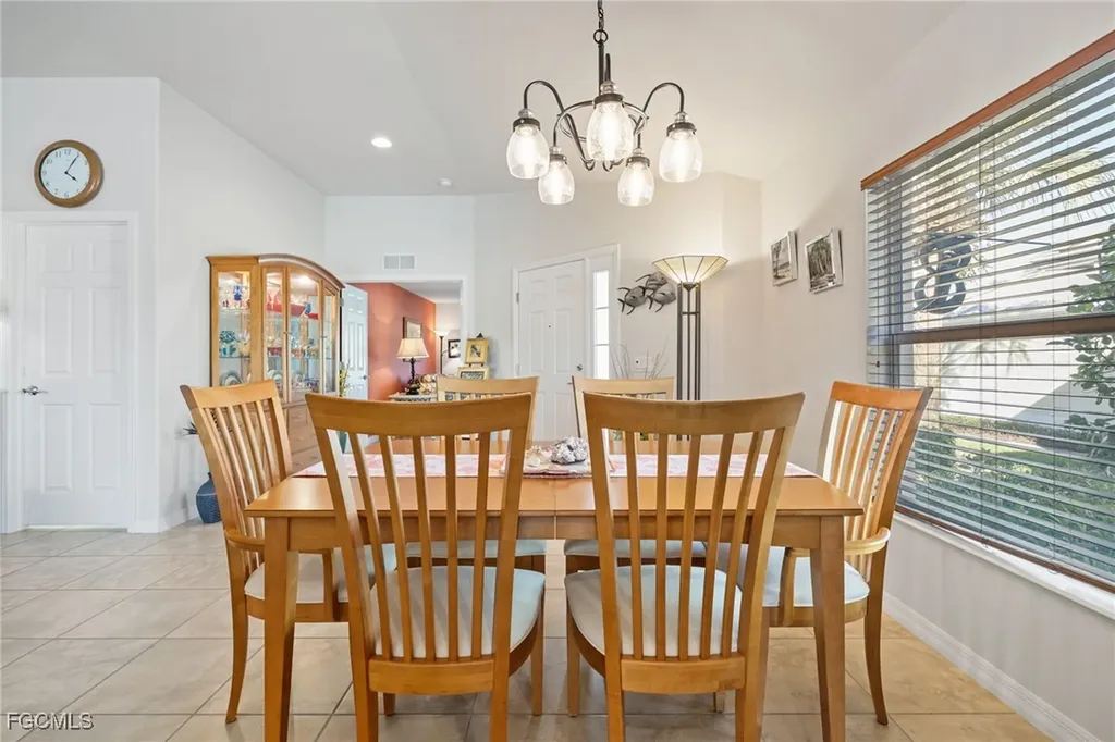 2542 Greendale Place Cape Coral FL 33991