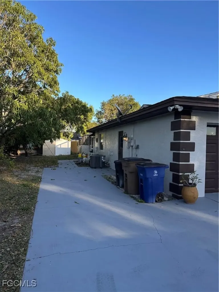 120 Rowland Road Lehigh Acres FL 33936