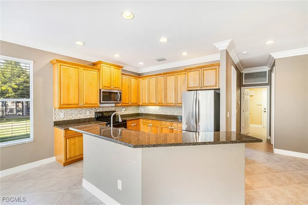 11196 Sand Pine Court Fort Myers FL 33913