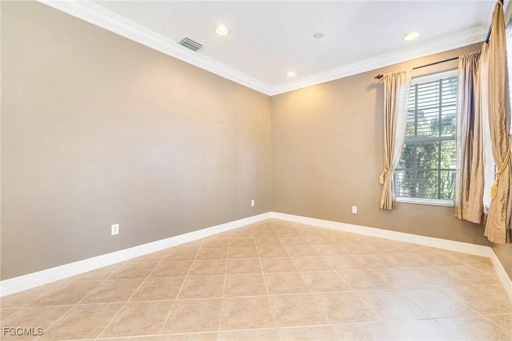 11196 Sand Pine Court Fort Myers FL 33913