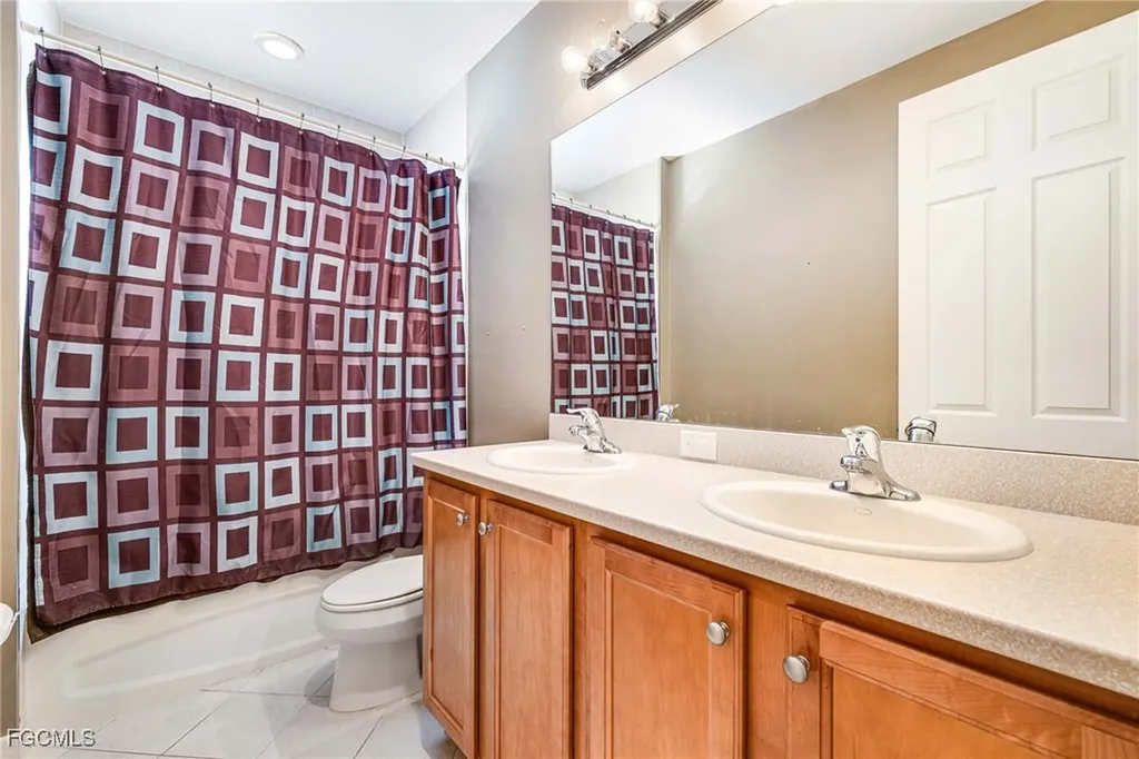 11196 Sand Pine Court Fort Myers FL 33913