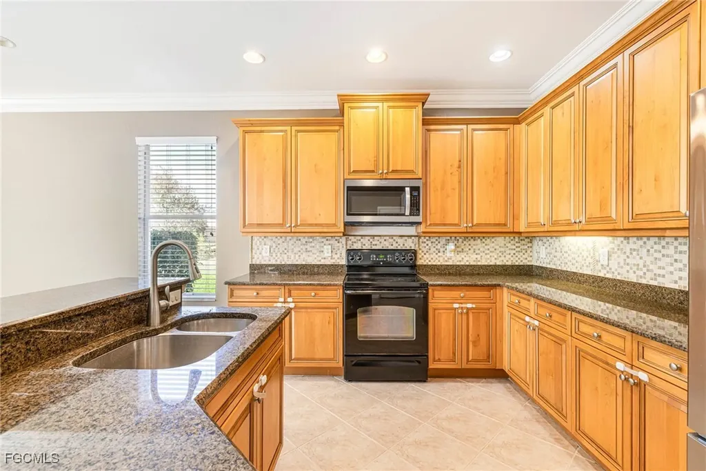 11196 Sand Pine Court Fort Myers FL 33913