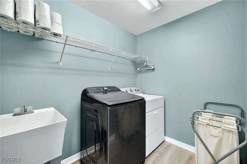 10970 Glenhurst Street Fort Myers FL 33913
